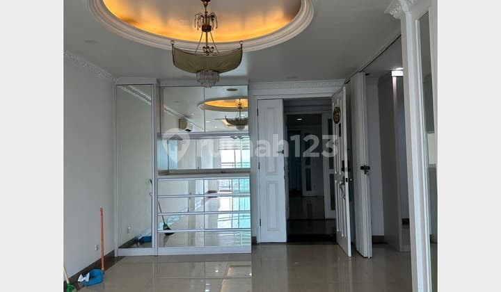 Apartement 4+1 Bedroom Frenchwalk Baru Renovasi Semi Furnished