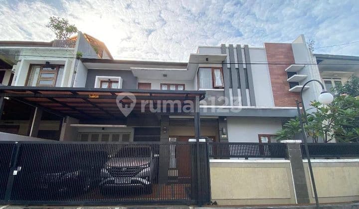 Rumah Bagus Furnished Lokasi Strategis di Suryalaya Buah Batu