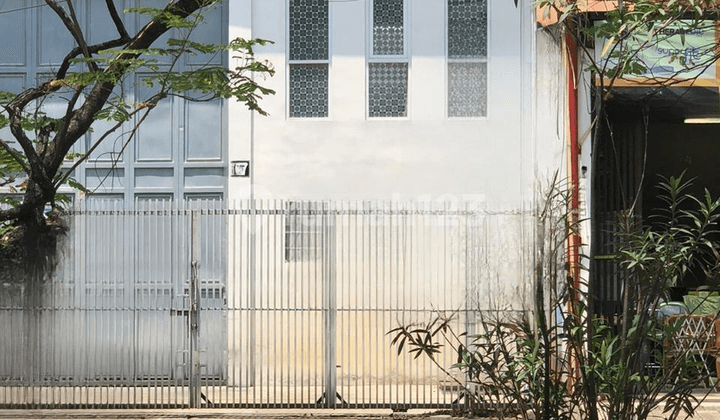 Ruang Usaha Strategis di Wilayah Main Road Antapani