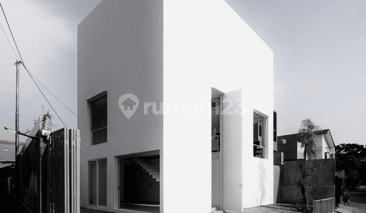 Rumah Minimalis Siap Huni di Perumahan Turangga