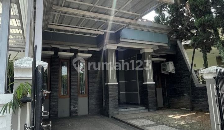 Rumah Nyaman Siap Huni Wilayah Perumahan di Batununggal