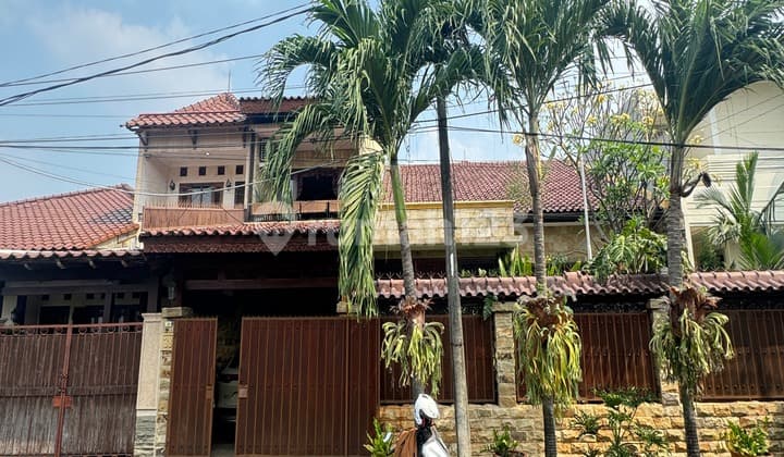 Rumah Dijual Di Cinere Dalam Komplek Besar Lokasi Nyaman Dan Asri