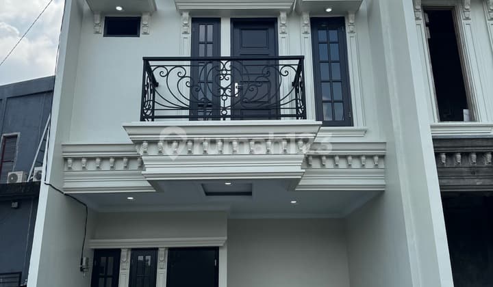 Rumah Dijual di Jagakarsa Dekat Pintu Tol Desari Lokasi Strategis