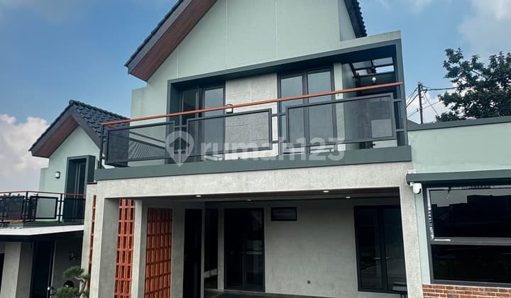 House for Sale in Pancoran Mas, Depok, Near Toll Road, Free of Charge Fees.