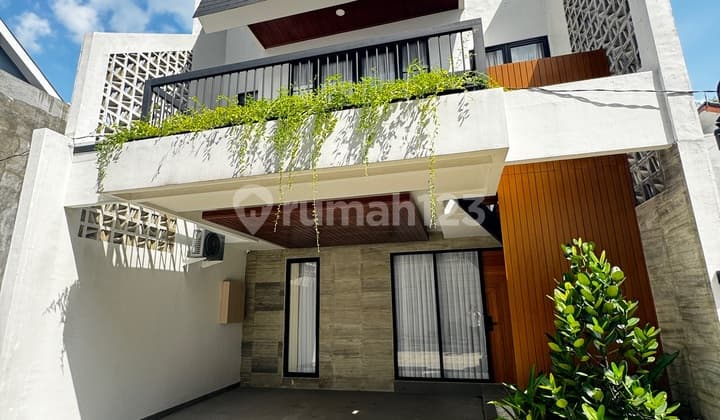 Rumah Dijual di Kebagusan Cluster Pinggir Jalan Utama Strategis