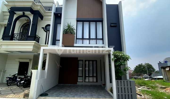 House For Sale In Jagakarsa, Cluster By Main Road, Strategic Location