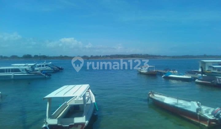 Tanah loss pantai di ujung tanjung Benoa , bisa untuk langsung parkir Yacht atau speedboat