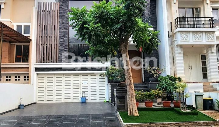 Rumah Mewah 900m2 Crown Golf View Golf Pik