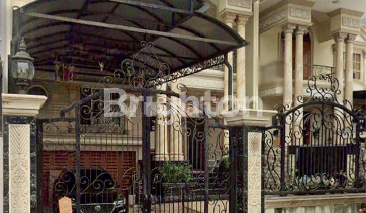 Cheap Sale! Luxurious House in Layar Permai PIK 10x29 m Full Furnished