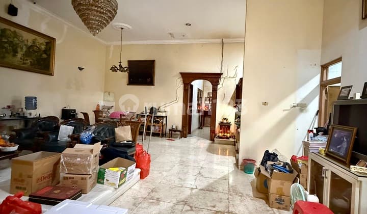 Rumah Murah 10x25 M 3 Lantai Komplek Pluit Sakti Semi Furnished