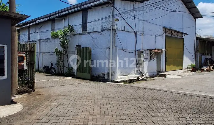 Murce Warehouse Rental One Step to Juanda Office Container Access