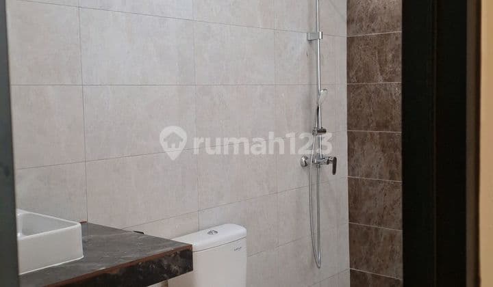 Rumah Baru Kualitas Premium 2 Lt Sby Timur Dkat Mal Kampus Skolah