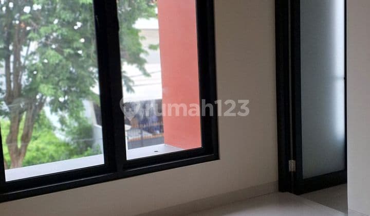 Rumah Baru Kualitas Premium 2 Lt Sby Timur Dkat Mal Kampus Skolah