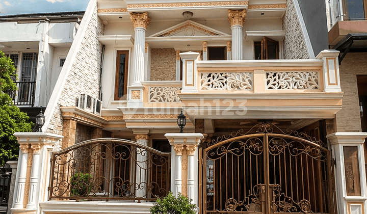 For Sale 3½ Story House - Poris Paradise
