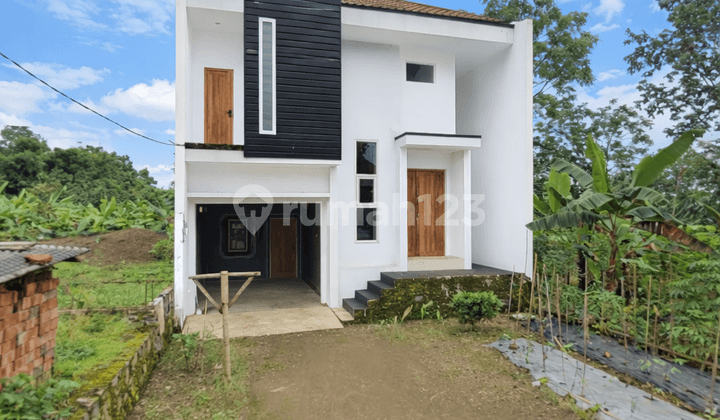 Dijual Rumah Desain Modern Fasad Elegan di Jalaksana Kuningan