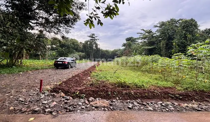 Ready-to-contract land suitable for house and investment, near Burangkeng Toll Road location