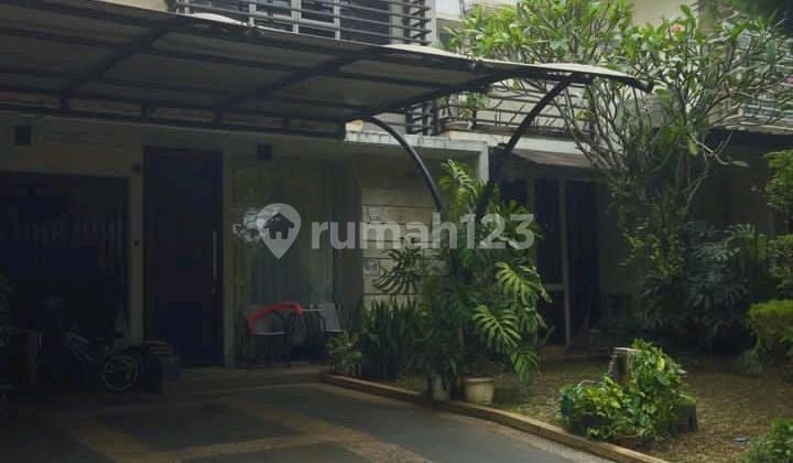Rumah Mewah Lokasi Istimewa