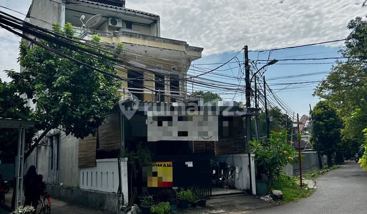 Dijual Rumah Lokasi Strategis di Tomang Jakarta Barat