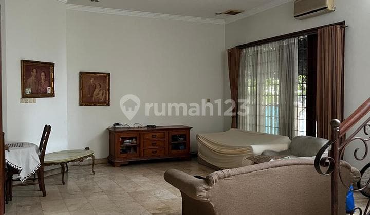 Dijual Rumah Mewah Siap Huni di Tomang Jakarta Barat