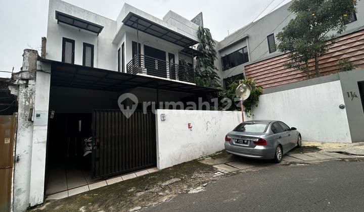 For Sale Move-in Ready House in Kebayoran Lama, South Jakarta