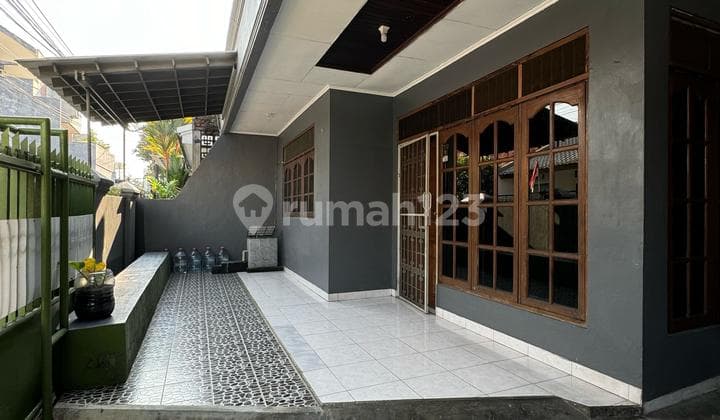 Disewakan Rumah Siap Huni di Tomang Jakarta Barat