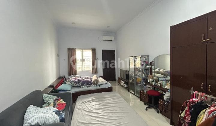 Dijual Rumah 3 Lantai di Glodok Jakarta Pusat Dekat Mrt