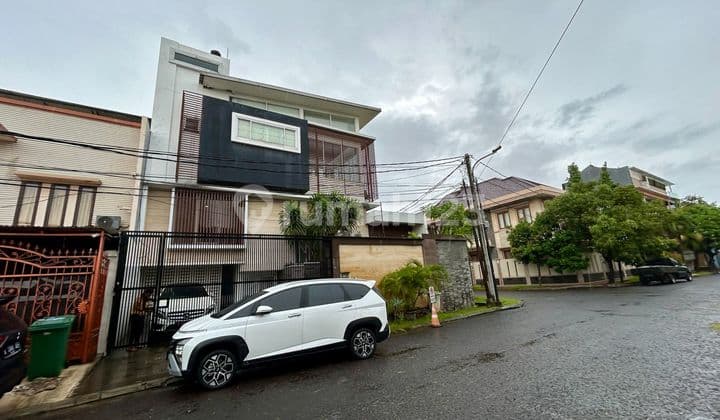 Dijual Rumah Mewah Siap Huni Full Furnish di Citra Garden Jakarta Barat
