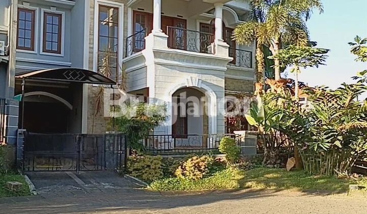 Disewakan Rumah Megah dan Mewah di Villa Puncak Tidar