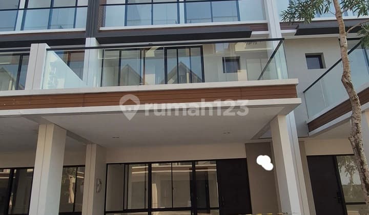 Dijual Rumah Pik 2 Osaka Residence Brand New 6X10 3 Lantai