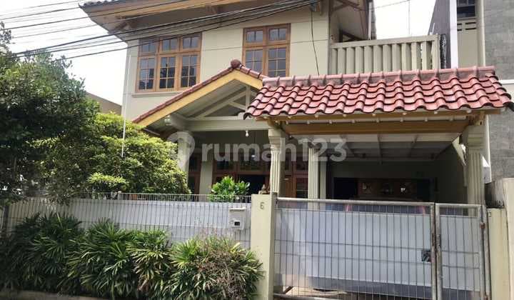 Rumah 2 Lantai Dijual Jl Gandaria Kebayoran Baru