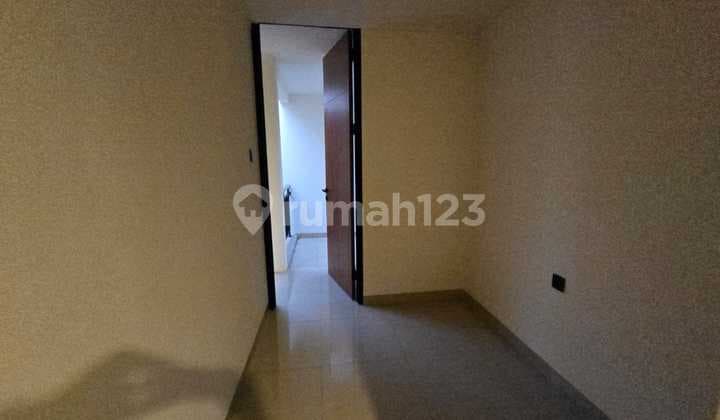 Luxury House in Puspitaloka BSD