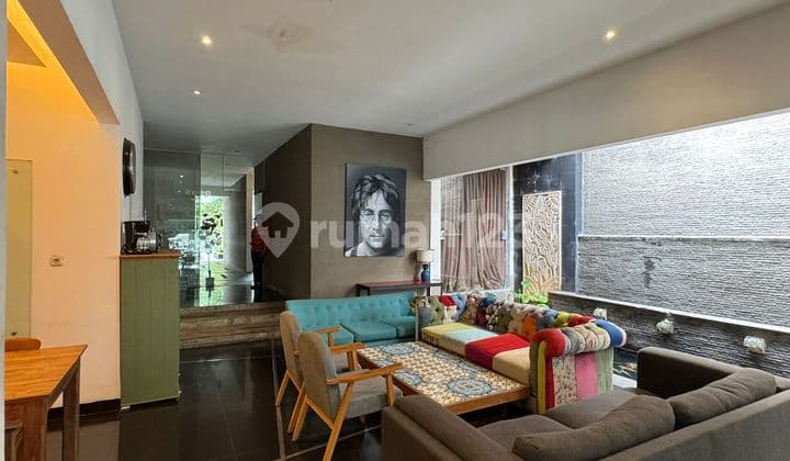 Dijual Lahan dan Bangunan di Kemang Timur Pinggir Jalan Raya/Utama. Cocok untuk Dibangun Berbagai Usaha