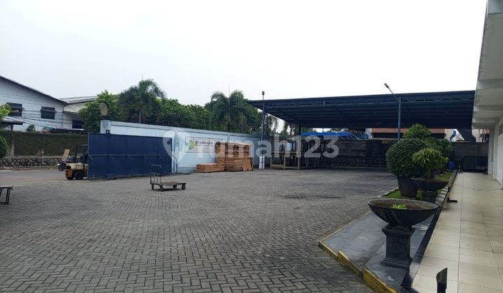 Selling used factory in Jatake area