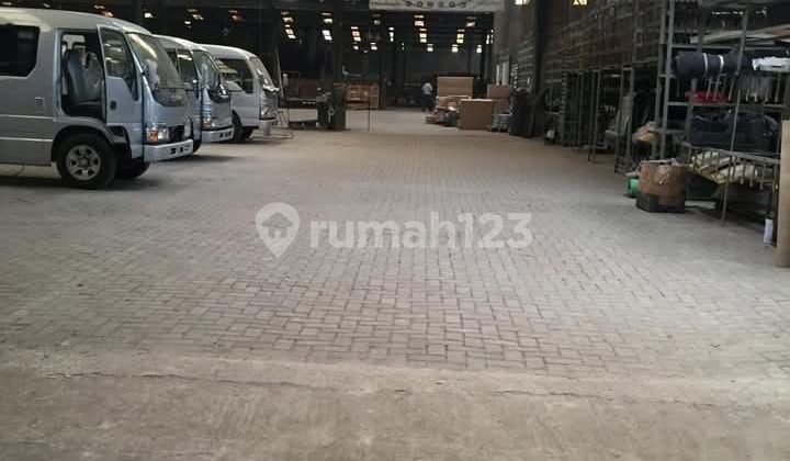 DIJUAL GUDANG CIKUPA EX-KAROSERI