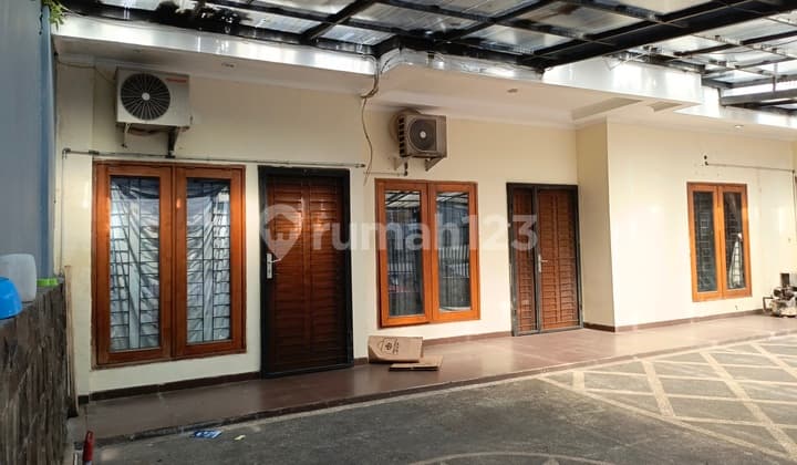 For Rent Rumah bisa untuk Kantor di Panglima Polim Kebayoran Baru