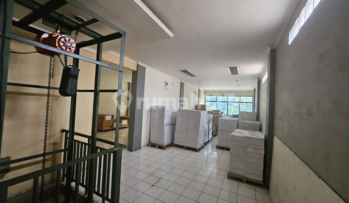 Ruko gandeng 3 lantai d latumenten siap pakai di jual cepat