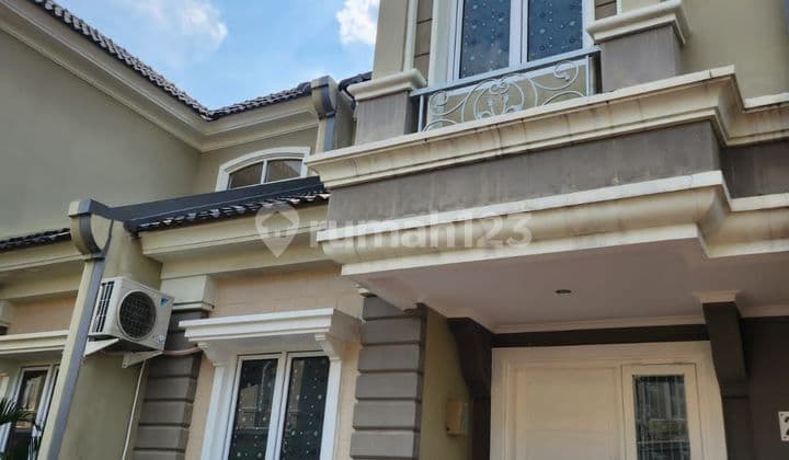 2-Story House in Serpong, Renovated, for Sale and Rent, KPR Available