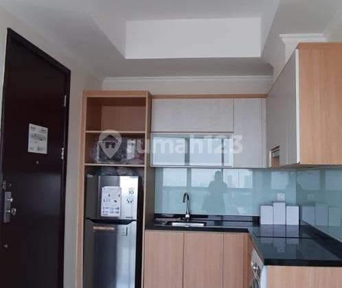 Menteng Park 2BR Private Lift Semi Furnished Ready to Occupy For Sale