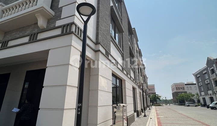 Ruko Pik2 Gandeng Hoek D Sewakan Siap Pakai