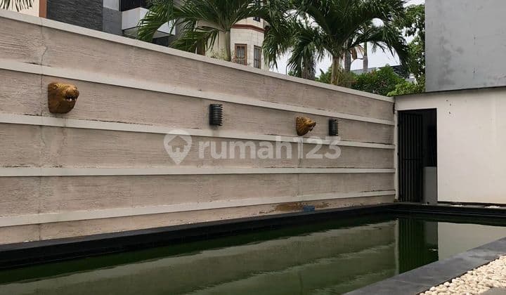 Rumah Mewah Permata Buana Furnish Ada Pool D Jual