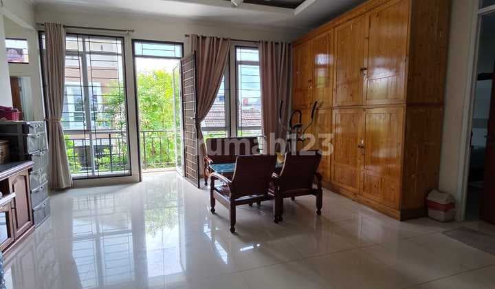 Rumah Cantik 2 Lt D Jurumudi Kondisi Furnish D Jual Cepat