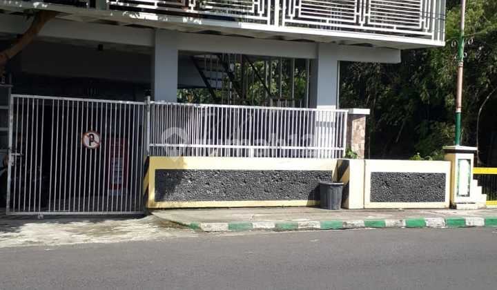 Hotel " Duko " Di Jantung Kota Pamekasan