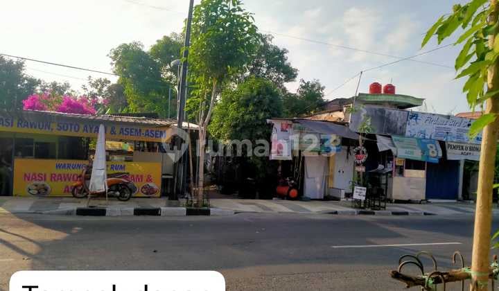 Rumah Strategis Tengah Kota " Minyak" Bojonegoro