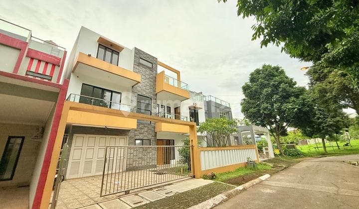Rumah Sewa Luas 3 Lantai View Pegunung,Siap Huni,Dekat Wisata Jungland Sentul Nirwana.