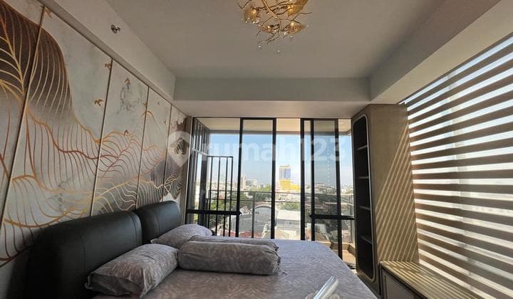 For rent: Apartment 31 Sudirman Suites, fully furnished.