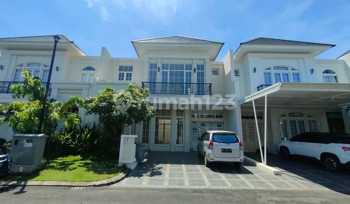 For sale, cheap elite house Jade Summarecon