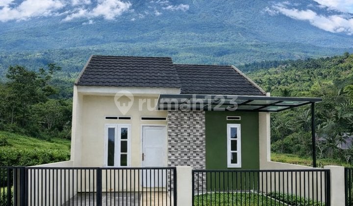 Dijual Rumah di Sukabumi Samping Exit Tol Bocimi
