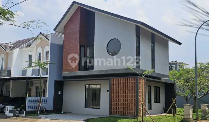 For Sale House Hook Cluster Vanya Park Bsd City