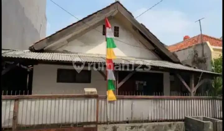 Rumah Tua di Kayu Putih SHM Akses 2 Mobiljakarta Timuj