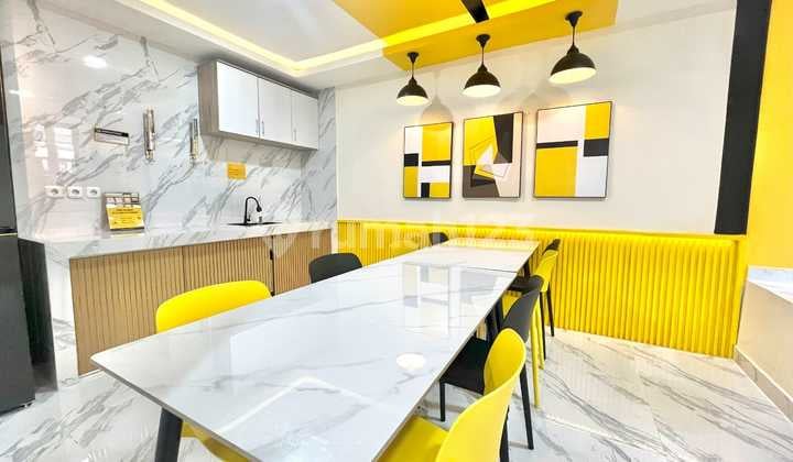 Dijual Cepat Rumah Kost Eksklusif ( Furnished Bagus) Bintaro